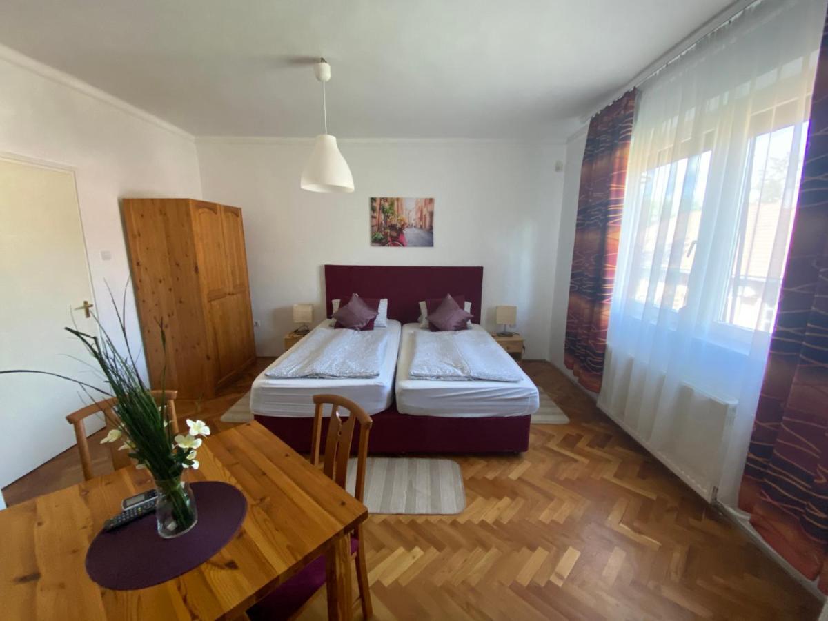 Anonymus Vendégház Siófok Exterior foto